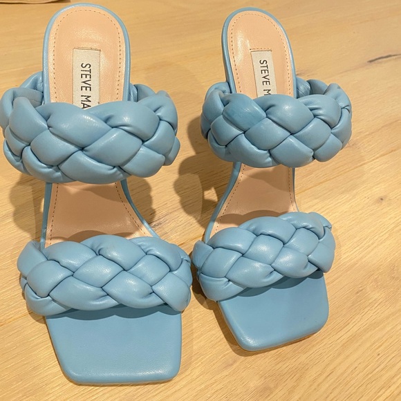 Steve Madden Kenley Woven Slide Sandal - Picture 4 of 5